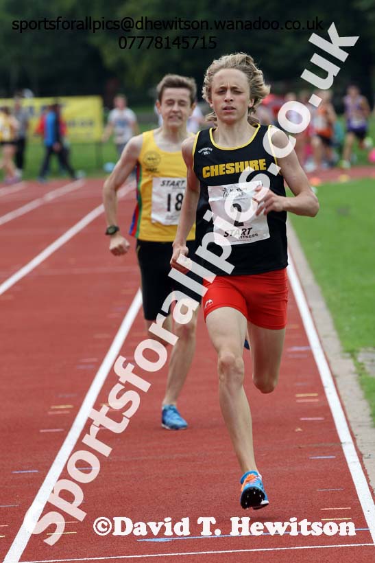 Boys 800 metres at the Northern Inter-Counties under-17s and 15s at Witton Park, Blackburn. Photo: David T. Hewitson/Sports for All Pics